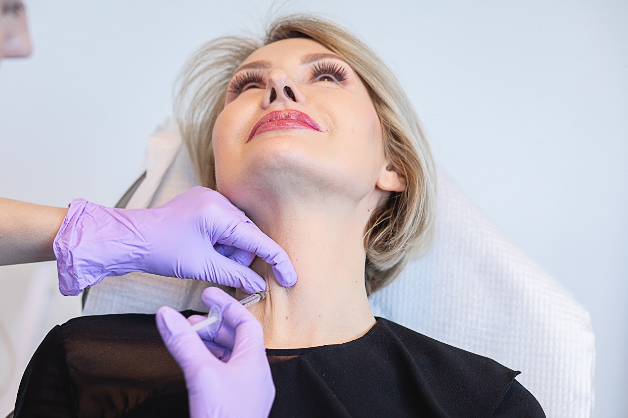 Women's Neck Filler In Woburn, MA & Dover, NH | Age less Weigh Less